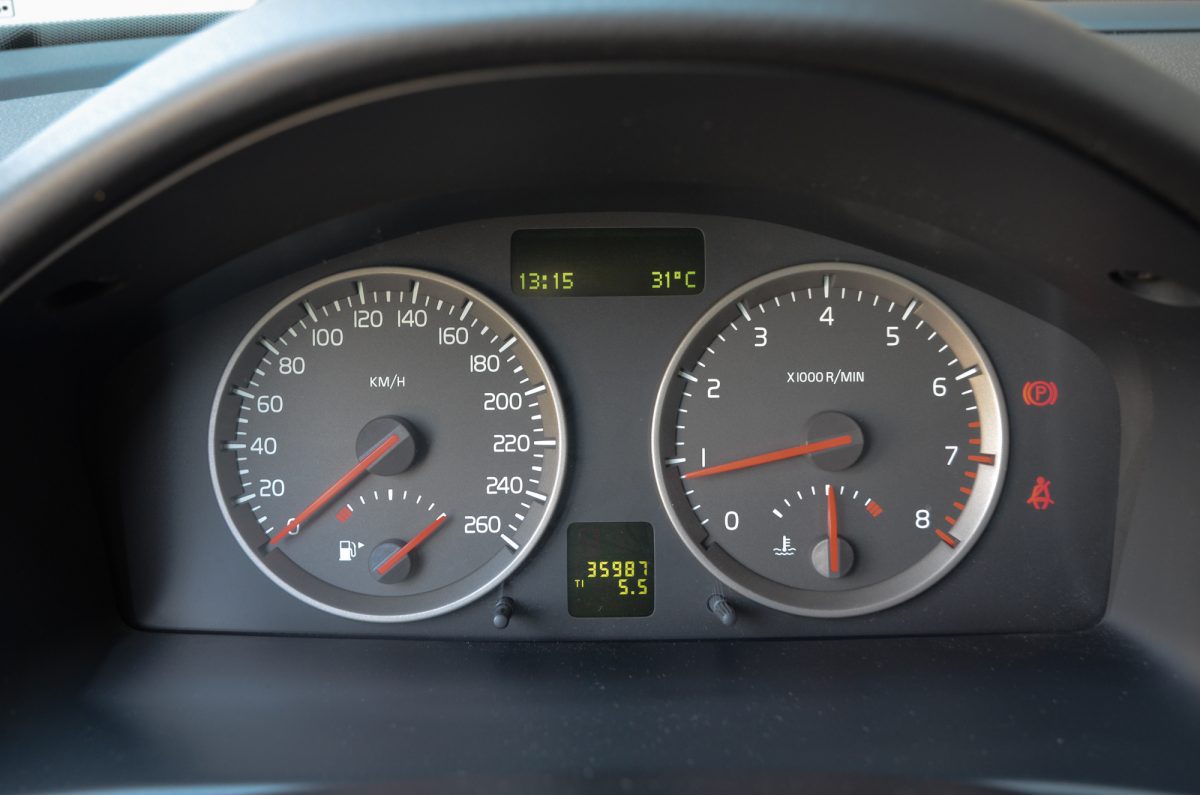 VOLVO S40