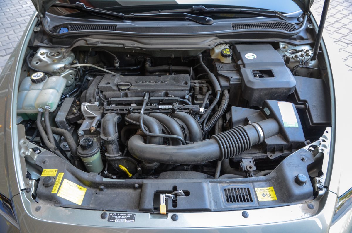 VOLVO S40