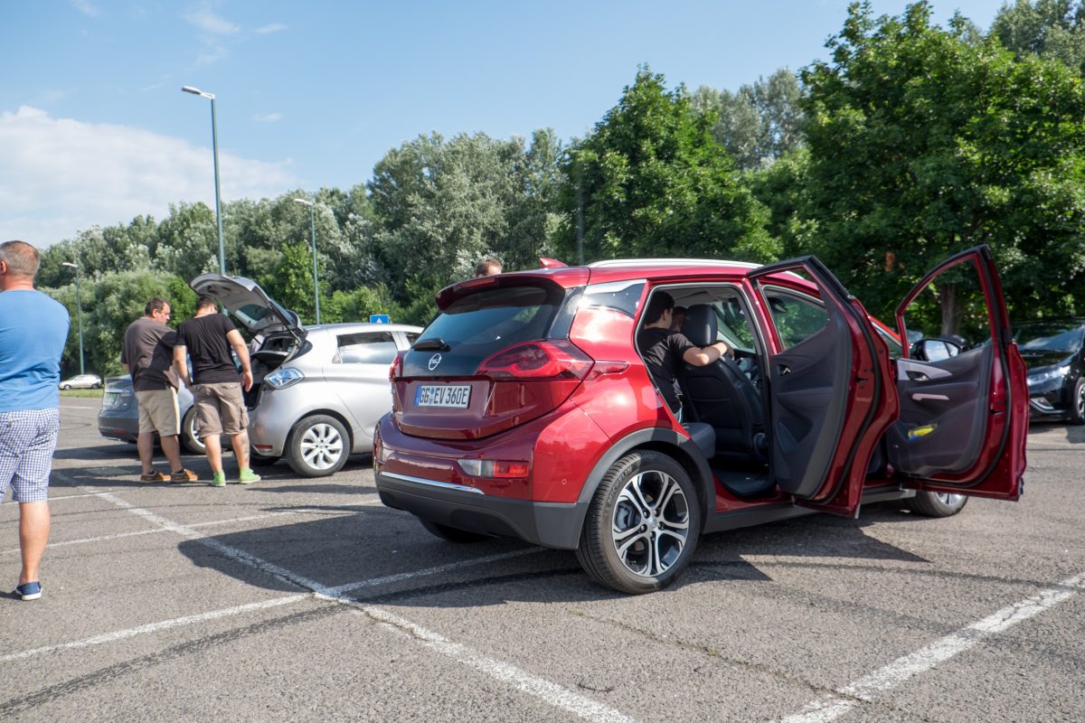 OPEL AMPERA