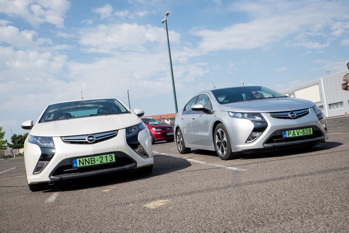 OPEL AMPERA