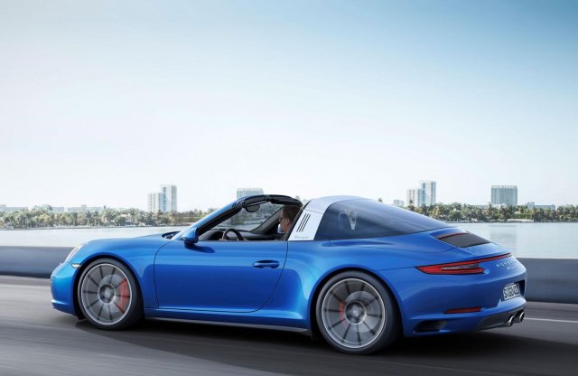 30 lóerővel izmosodhatnak a Porsche 911 S modellek