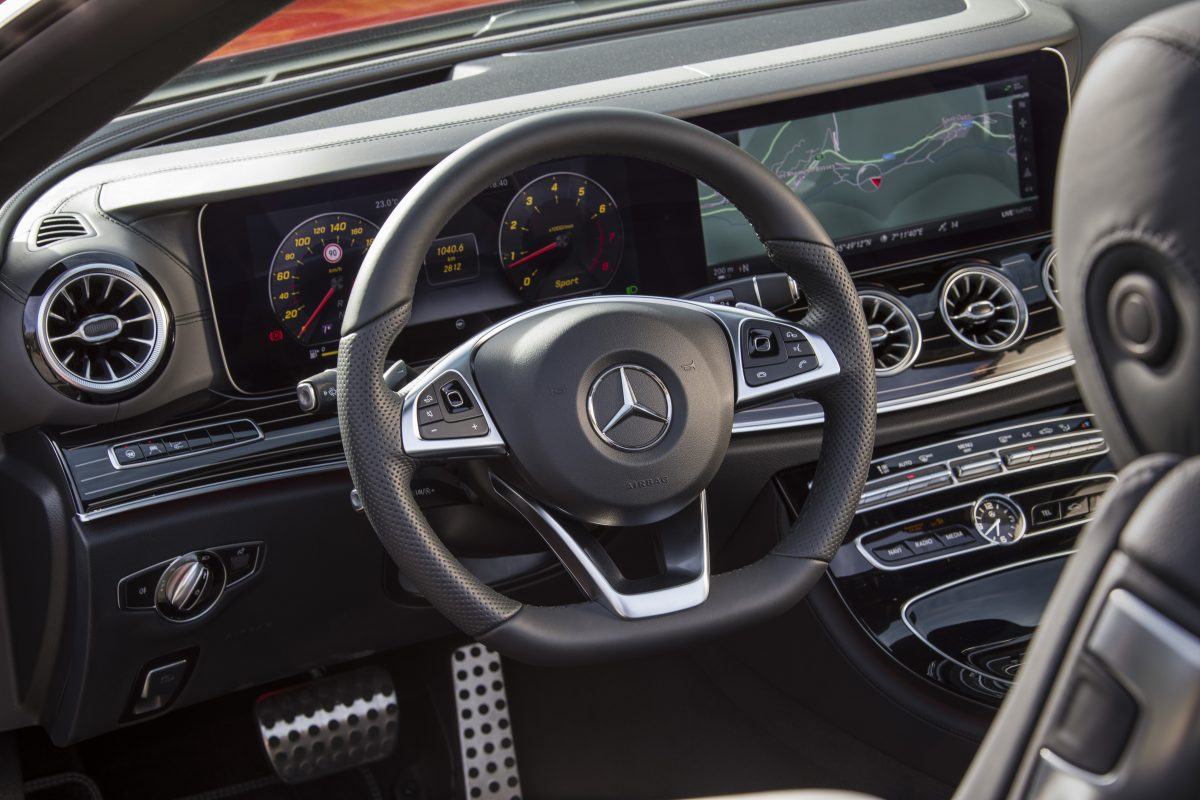 MERCEDES-BENZ E-OSZTÁLY