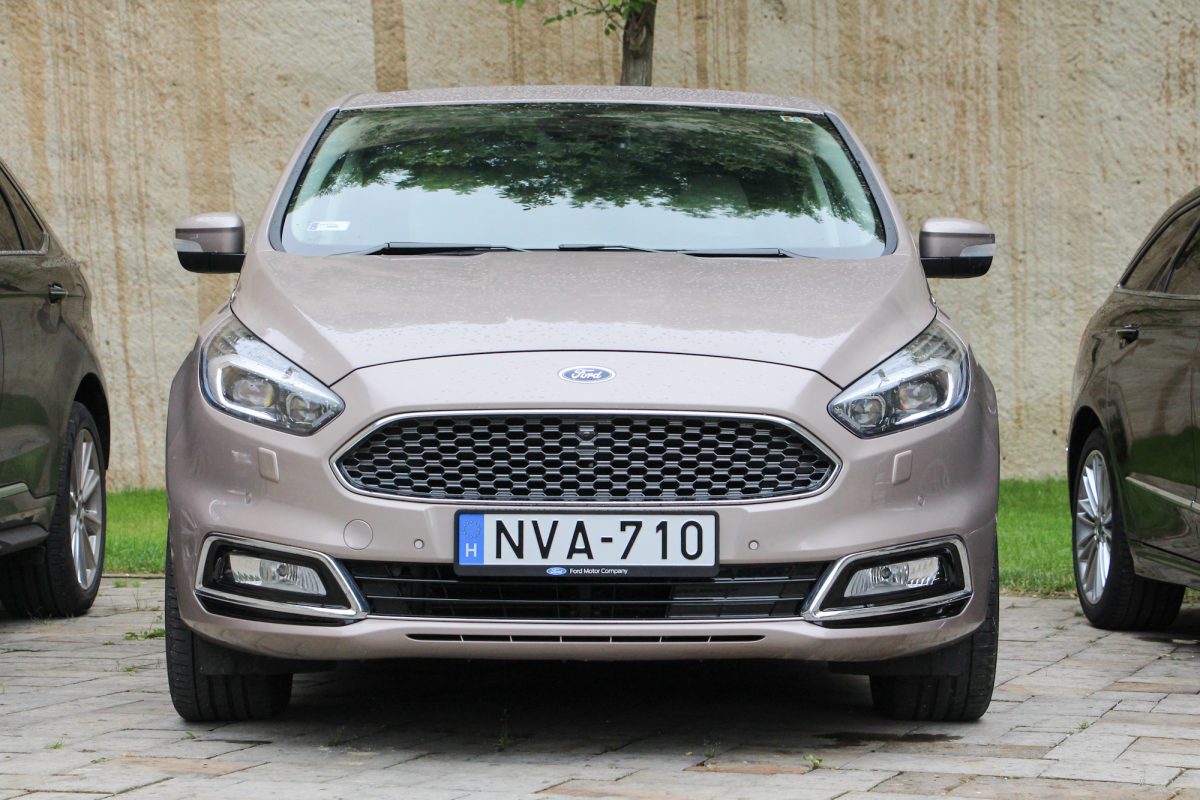 FORD