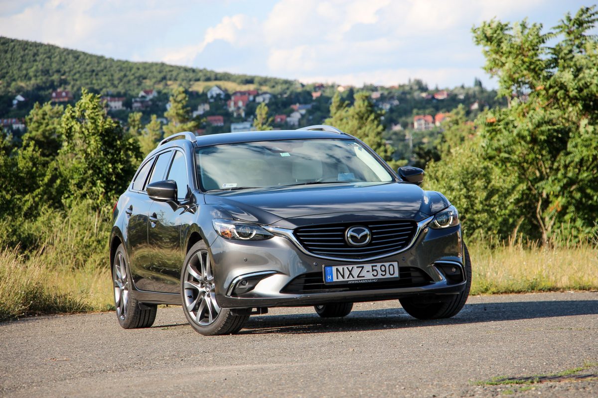 MAZDA 6