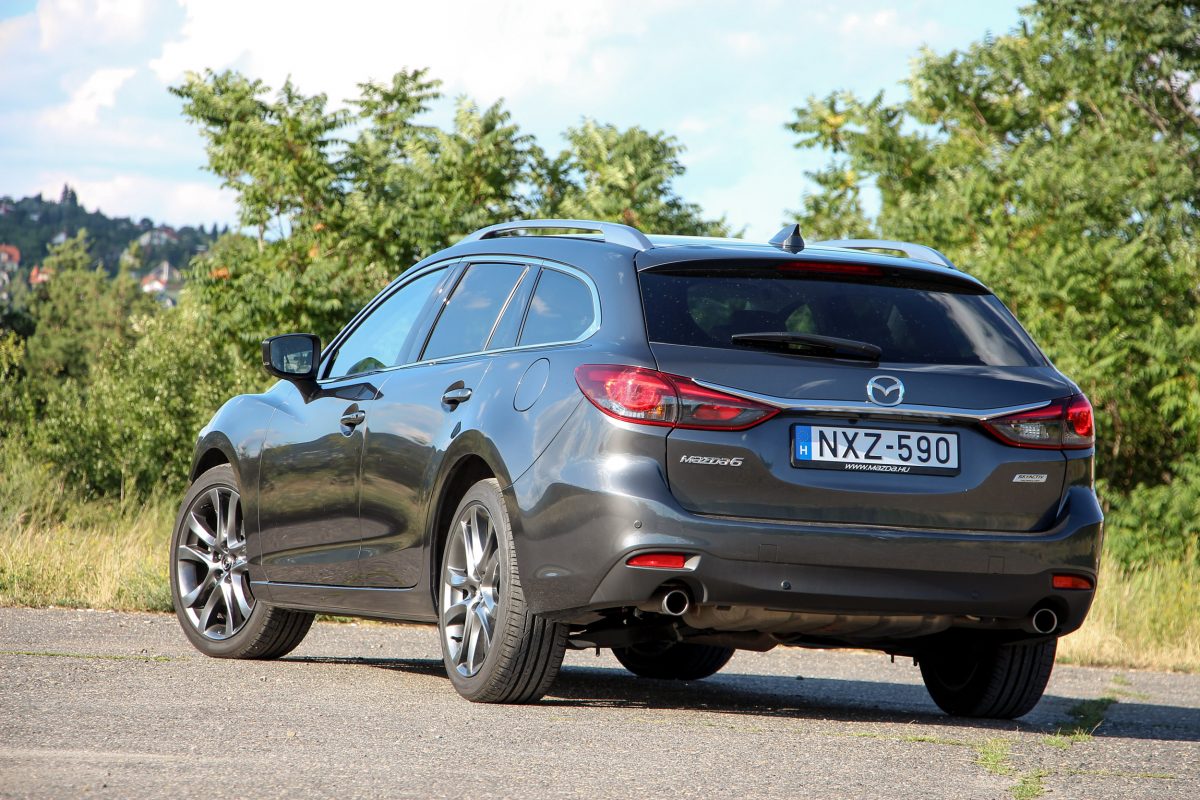 MAZDA 6