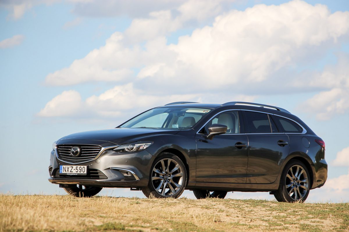 MAZDA 6