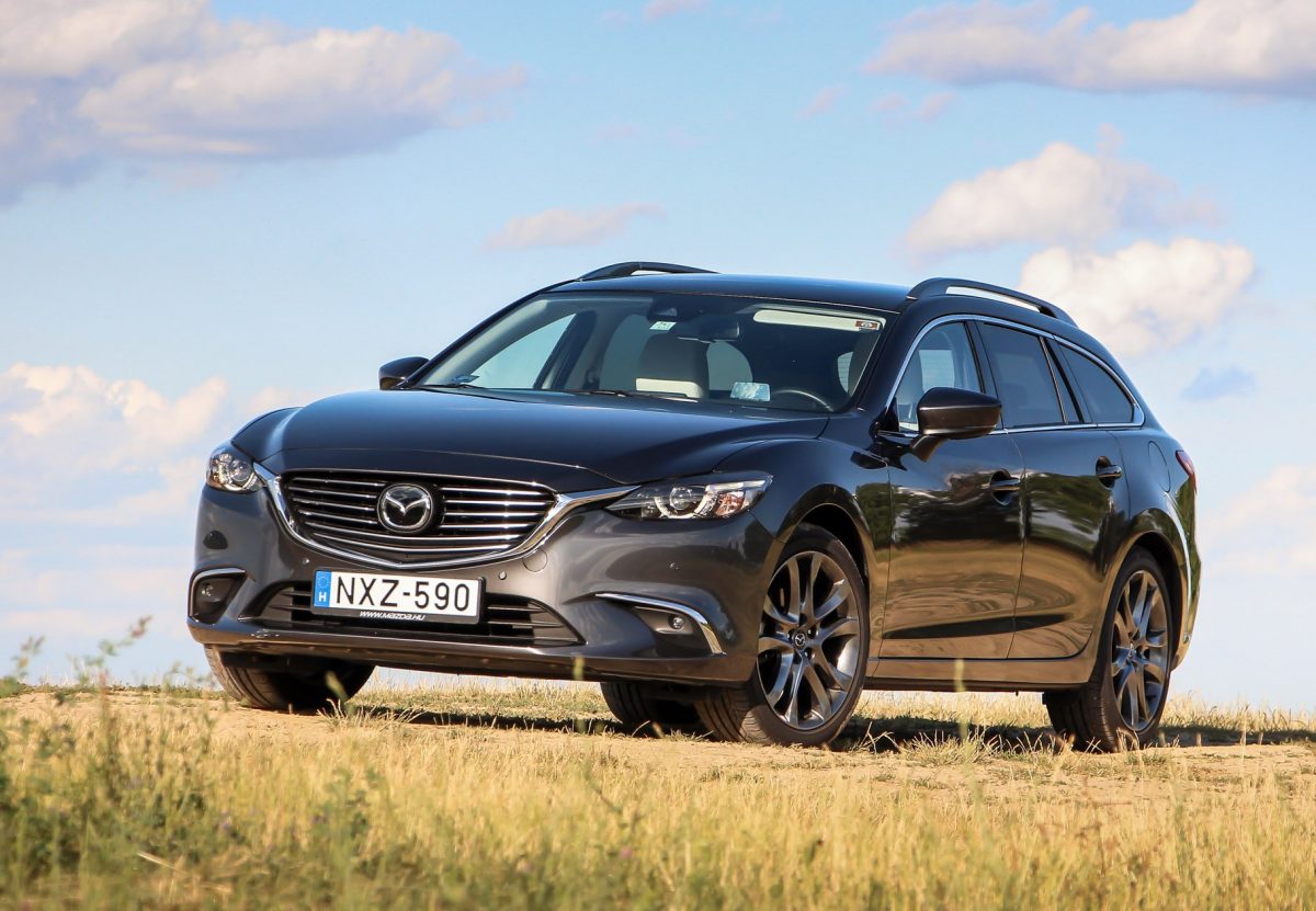 MAZDA 6