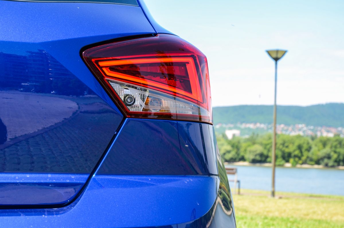 SEAT IBIZA