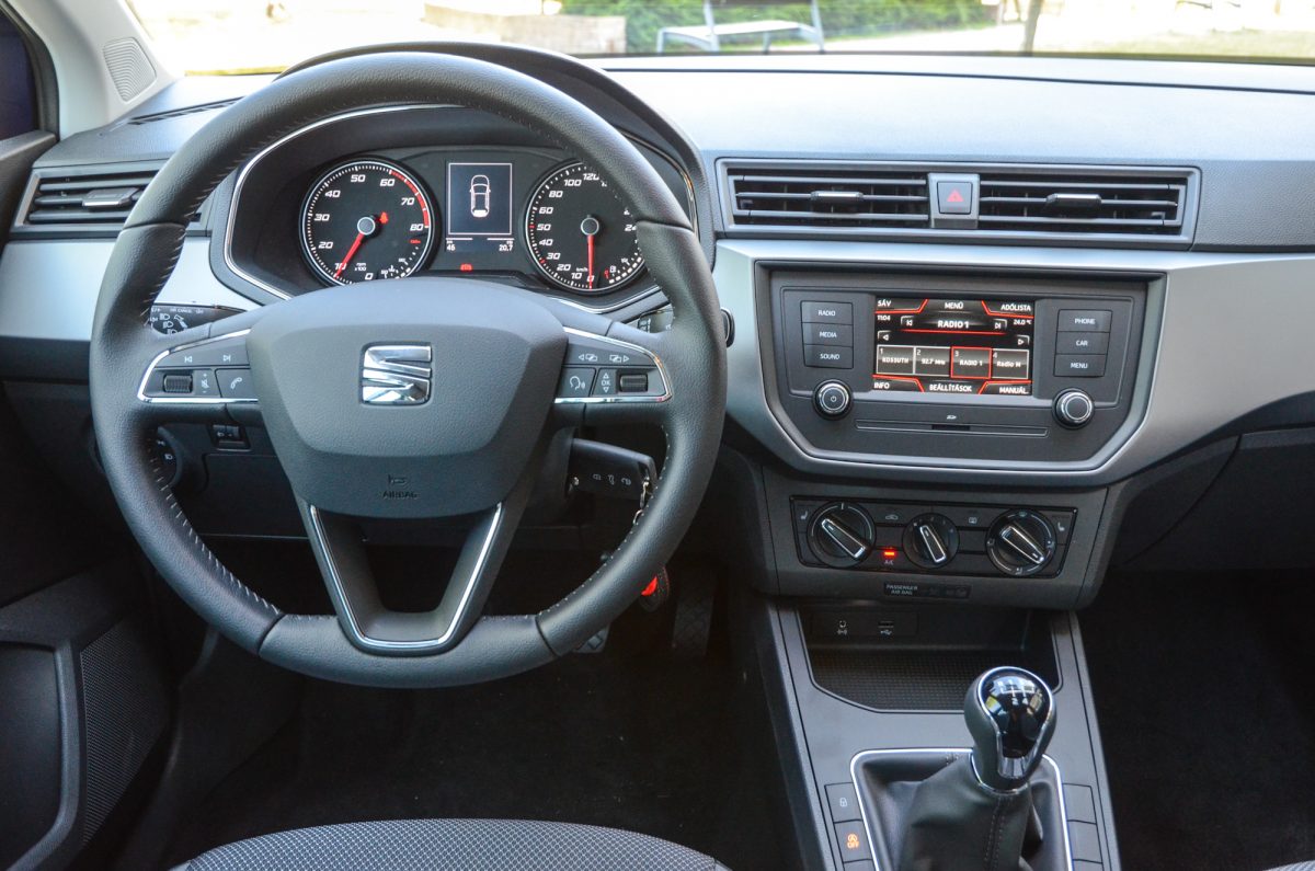 SEAT IBIZA