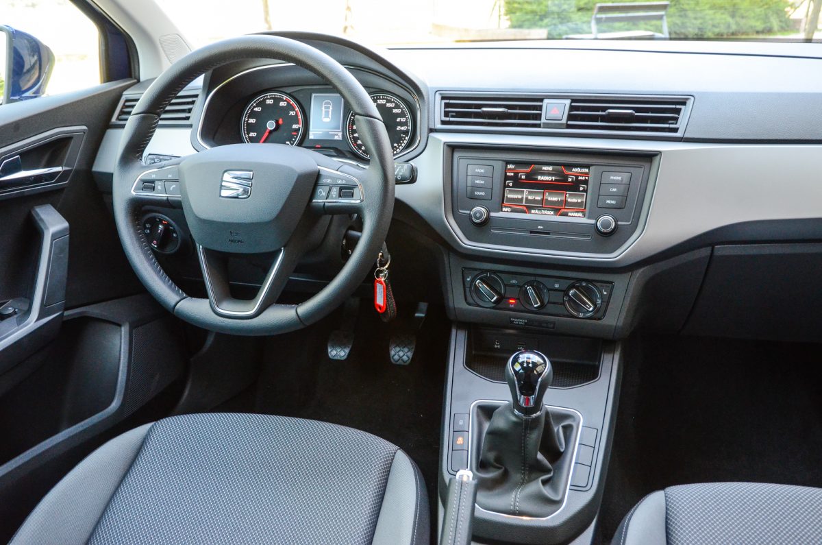 SEAT IBIZA