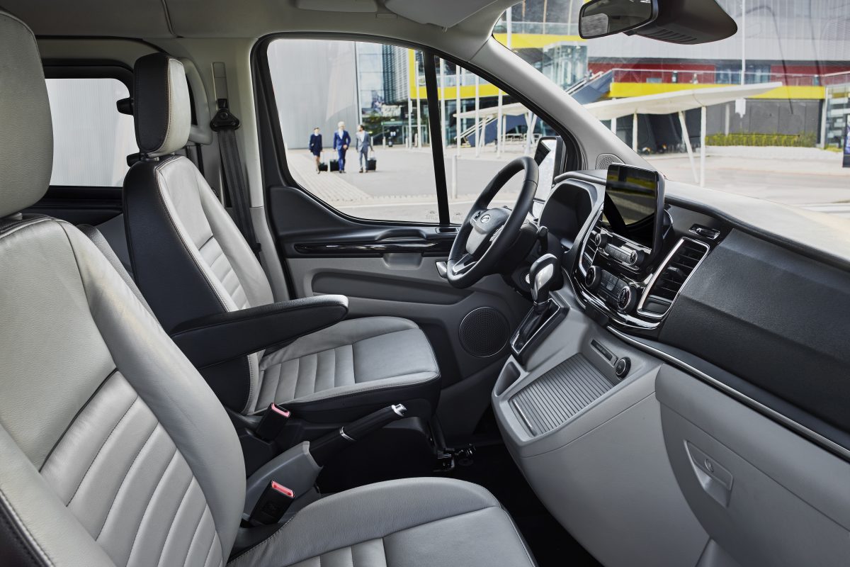 FORD TOURNEO