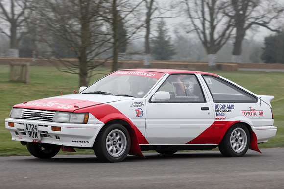 TOYOTA COROLLA