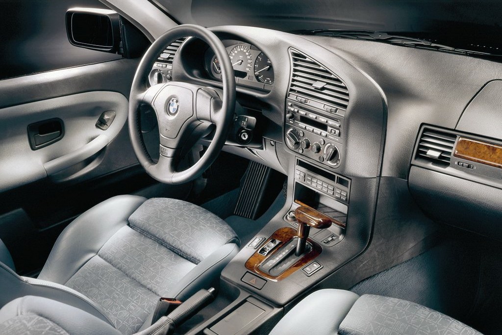 BMW 3-AS SOROZAT