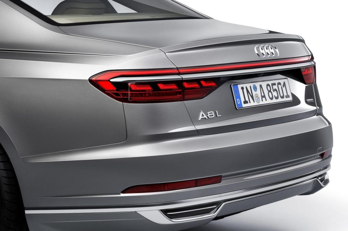 AUDI A8