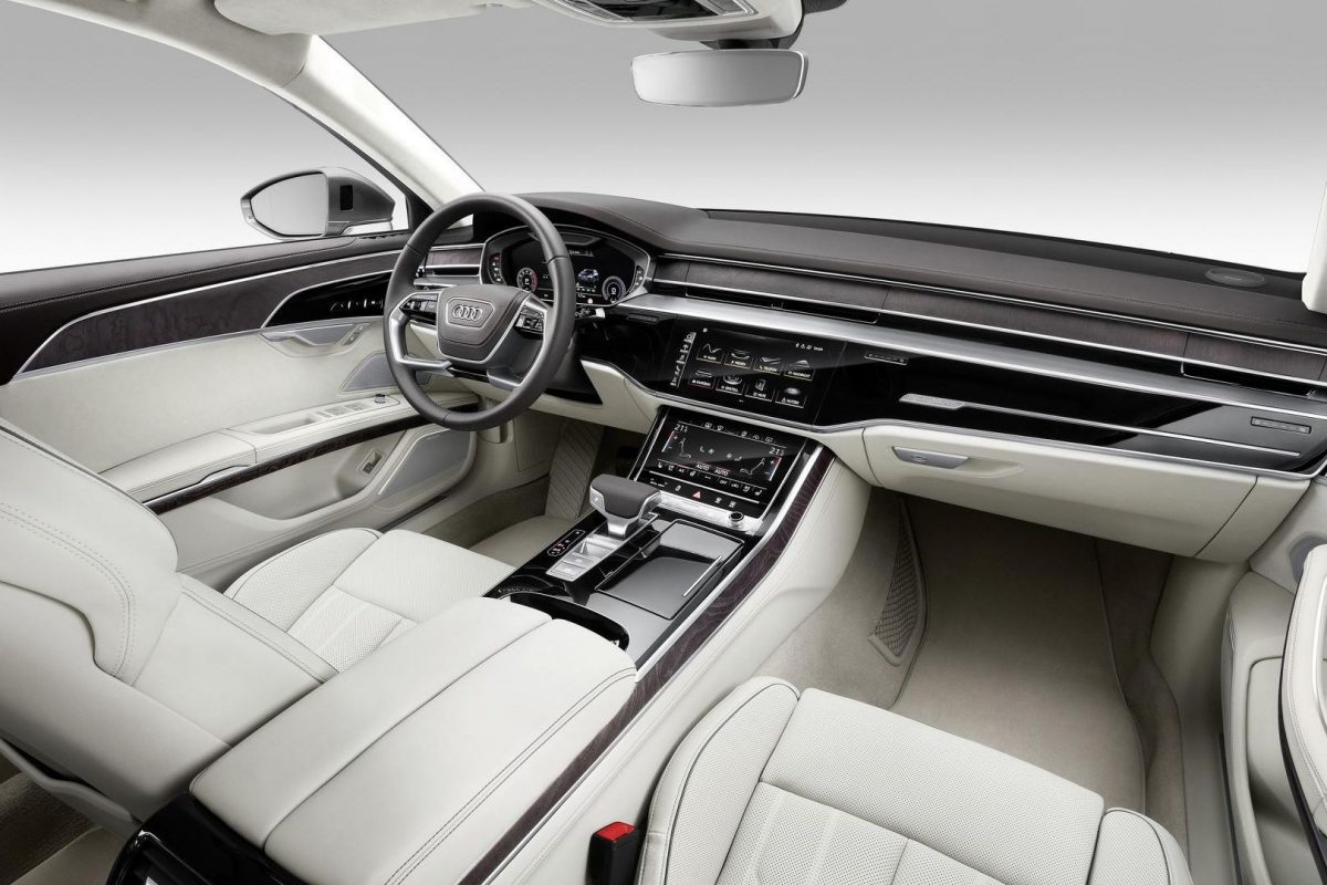 AUDI A8