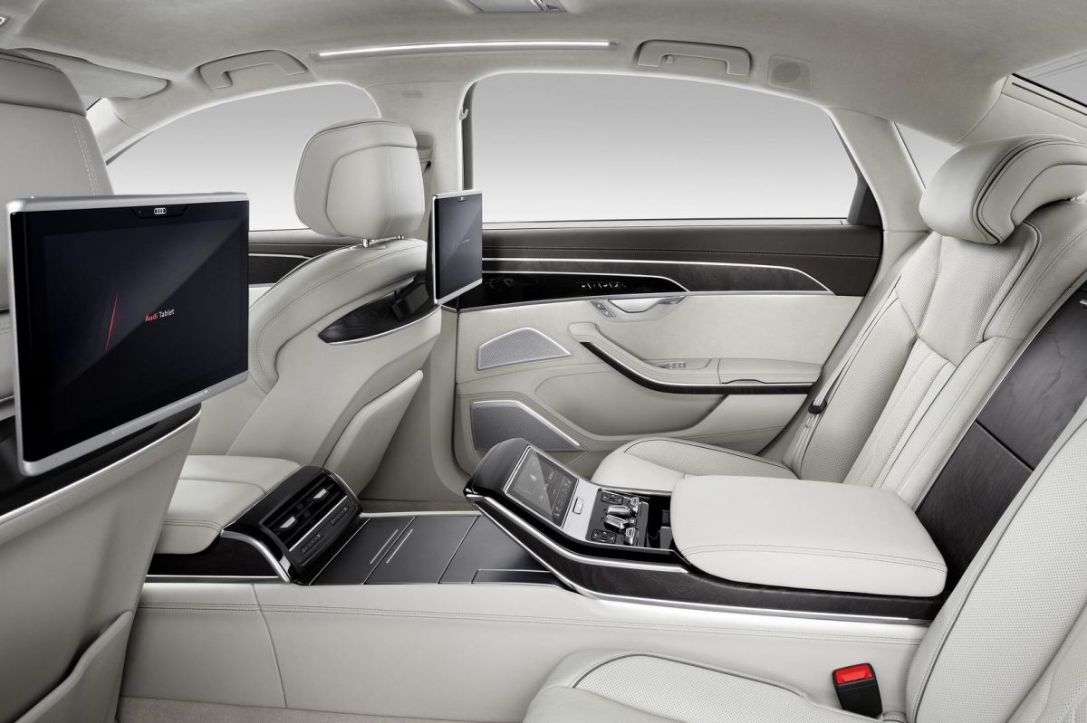 AUDI A8