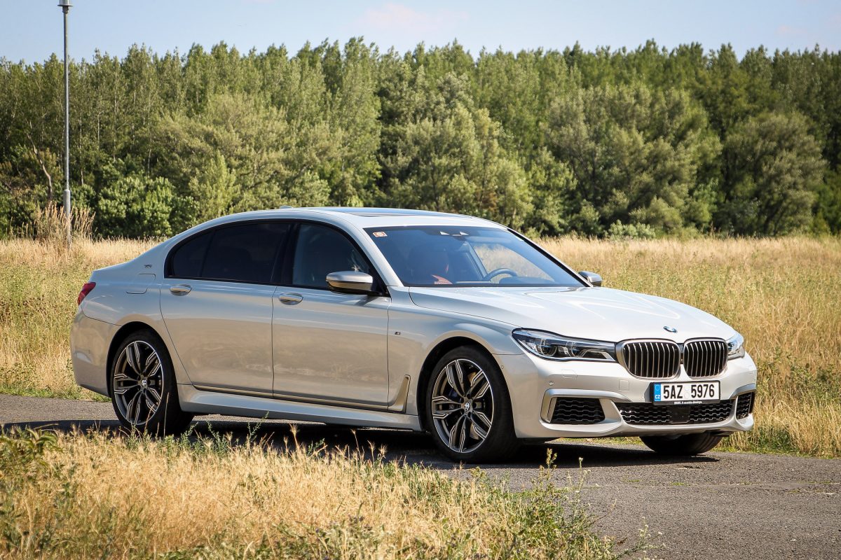 BMW 7-ES SOROZAT