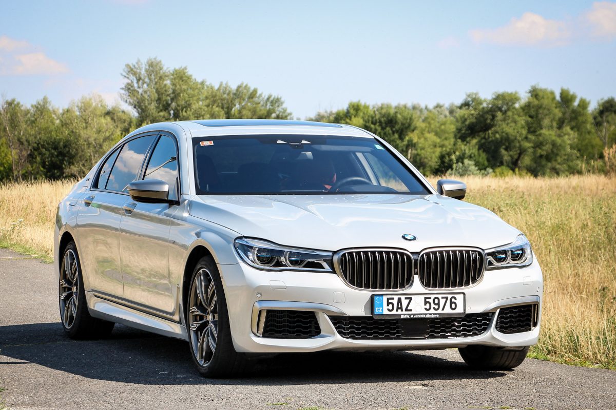 BMW 7-ES SOROZAT