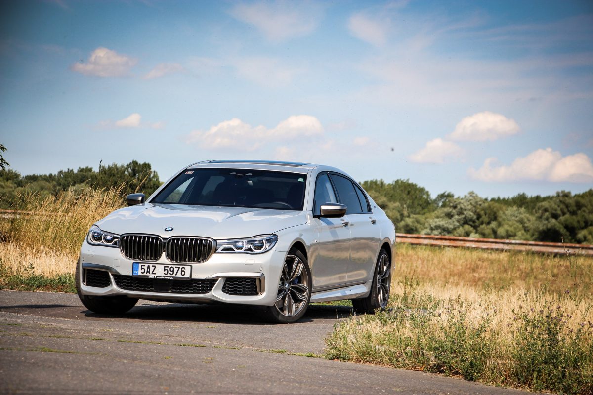 BMW 7-ES SOROZAT
