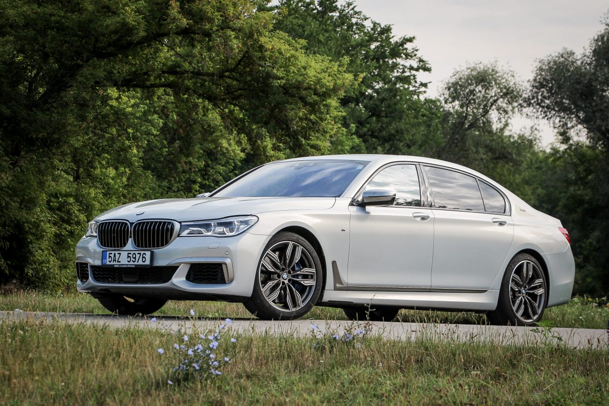 BMW 7-ES SOROZAT