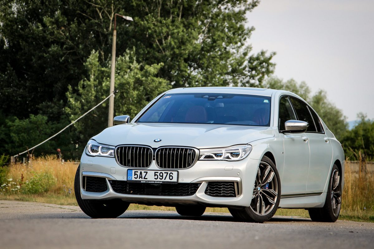 BMW 7-ES SOROZAT