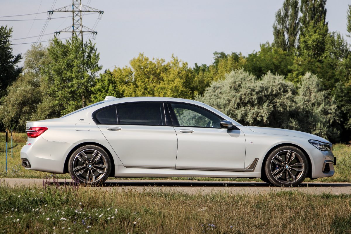 BMW 7-ES SOROZAT