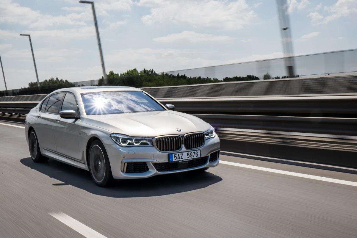 BMW 7-ES SOROZAT