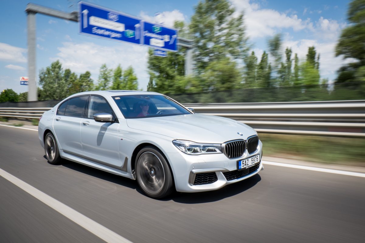 BMW 7-ES SOROZAT