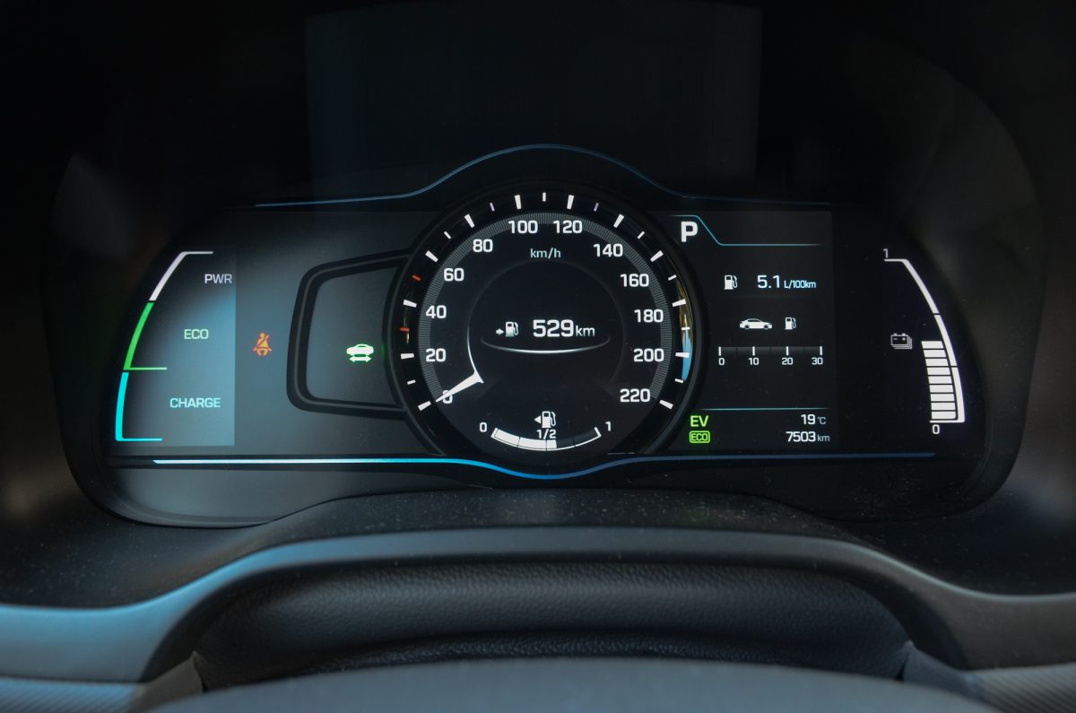 HYUNDAI IONIQ