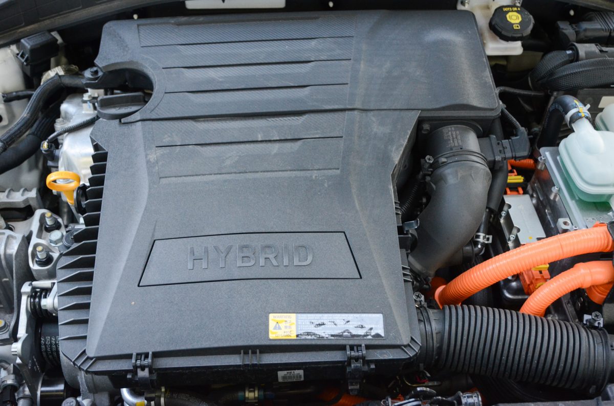 HYUNDAI IONIQ