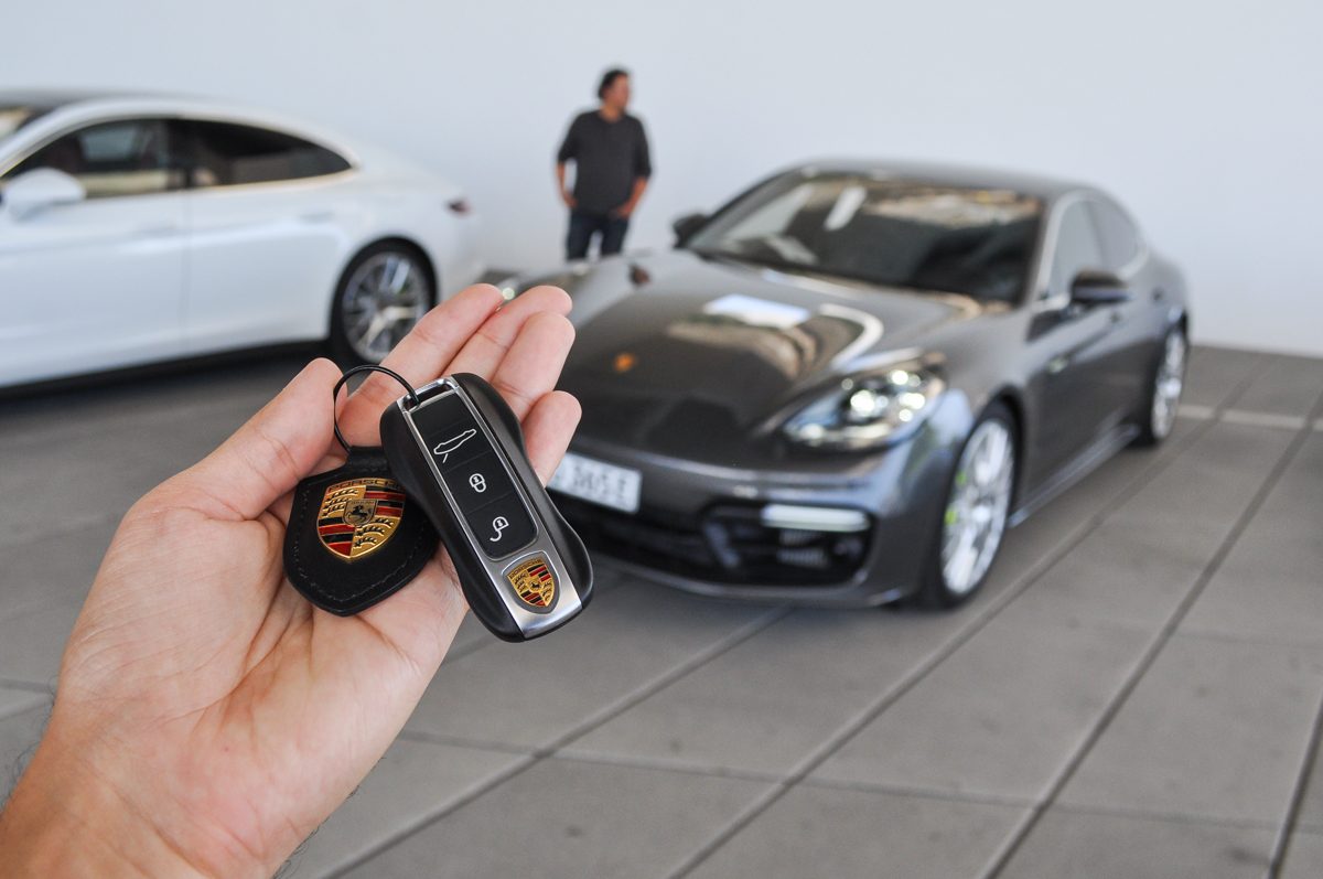PORSCHE PANAMERA