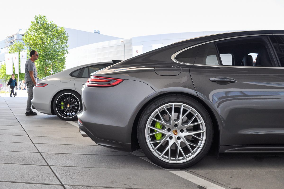 PORSCHE PANAMERA