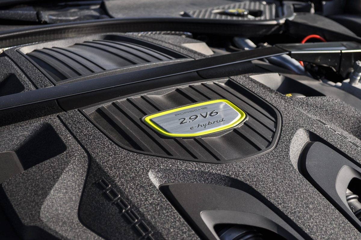 PORSCHE PANAMERA