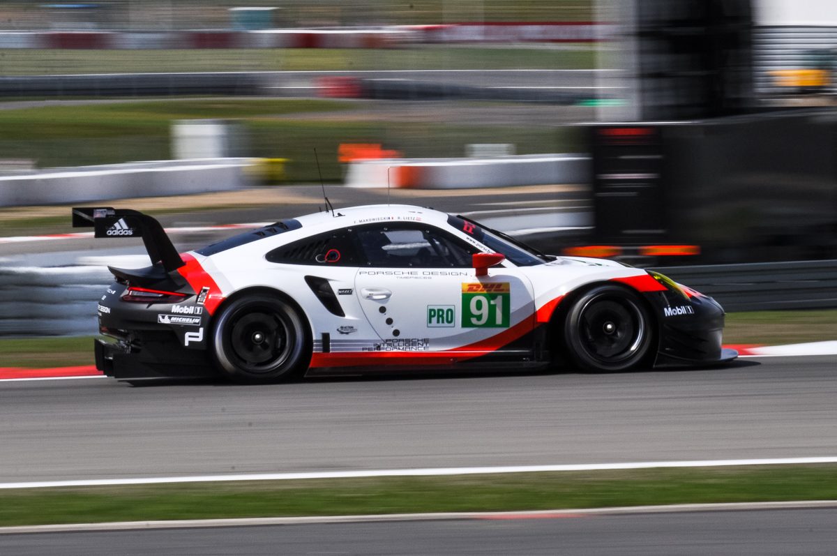 PORSCHE