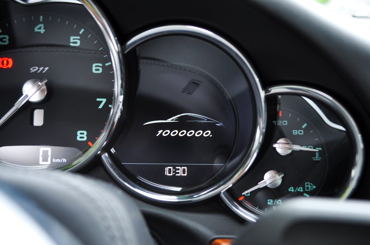 PORSCHE 911