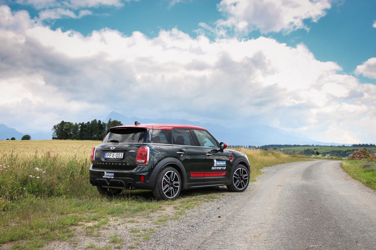 MINI COUNTRYMAN