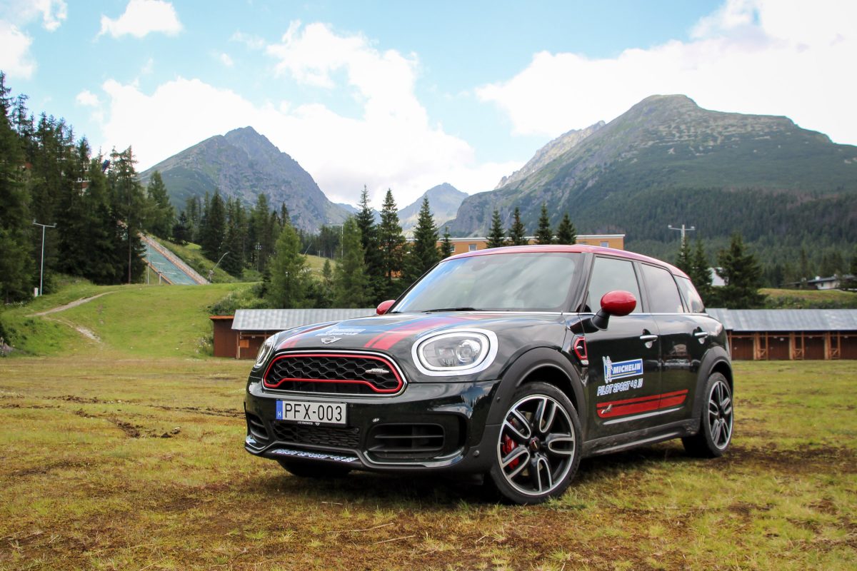 MINI COUNTRYMAN