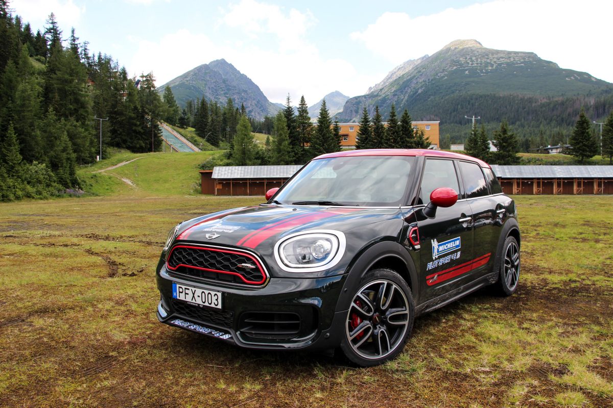MINI COUNTRYMAN