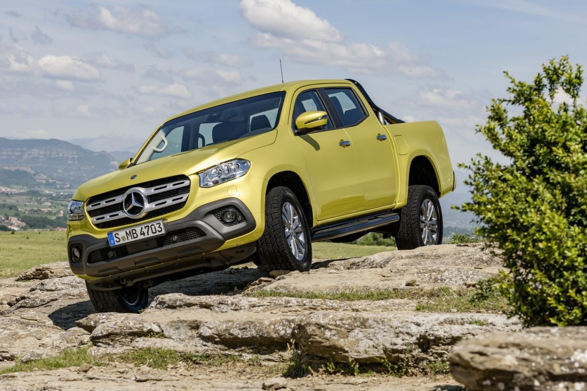 MERCEDES-BENZ