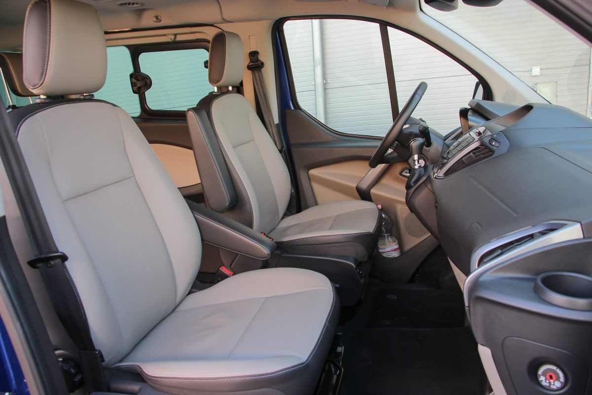 FORD TOURNEO