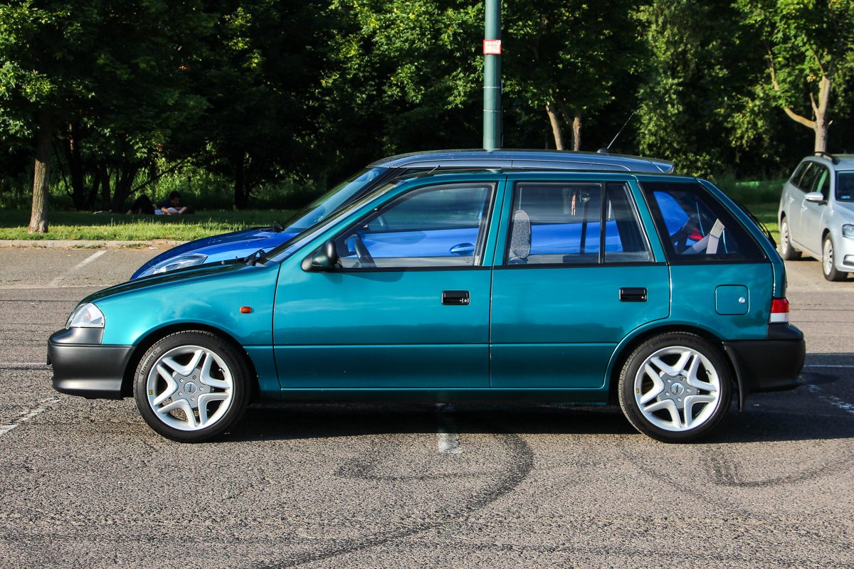 SUZUKI SWIFT
