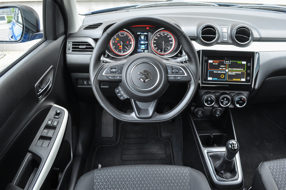 SUZUKI SWIFT