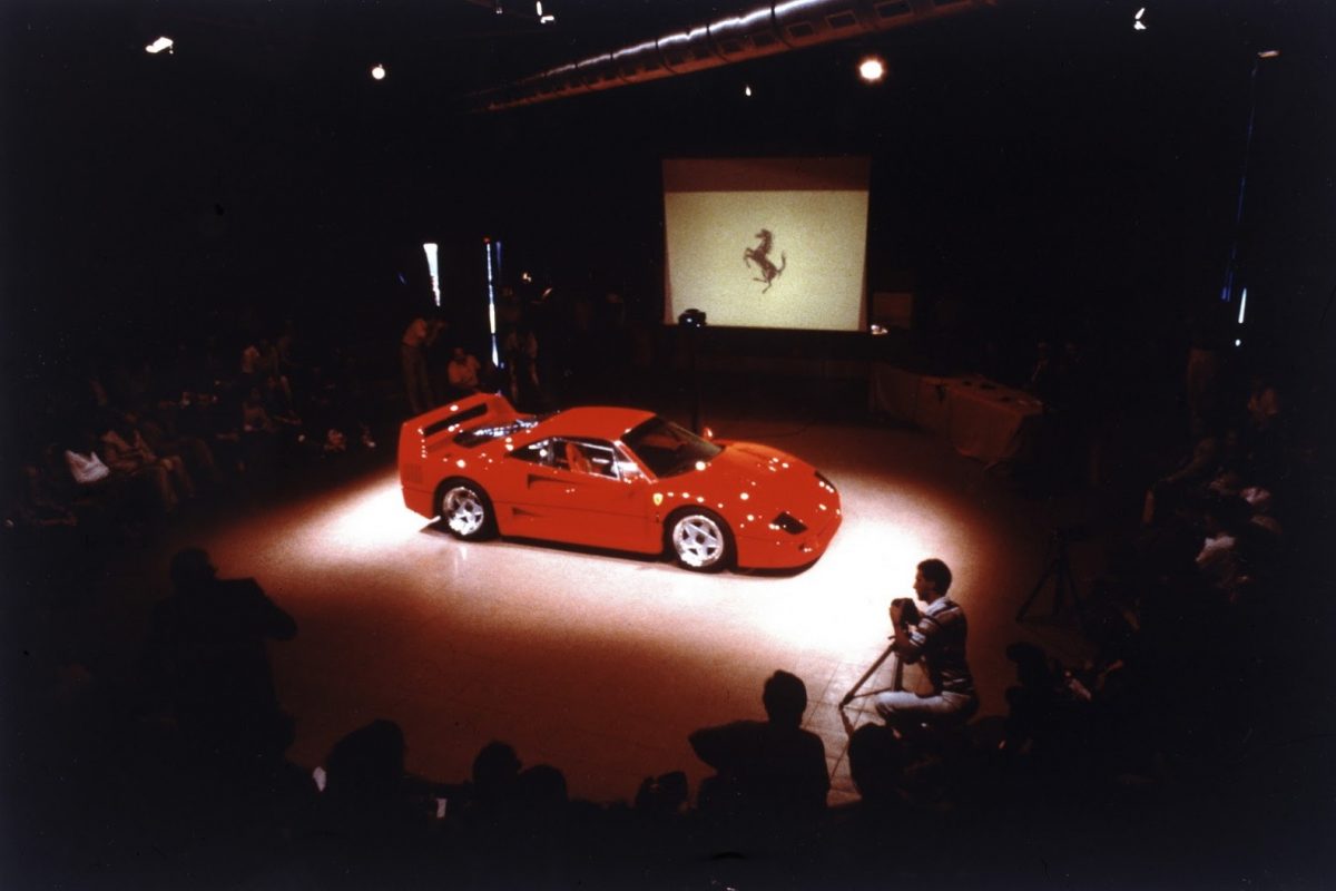 FERRARI F40