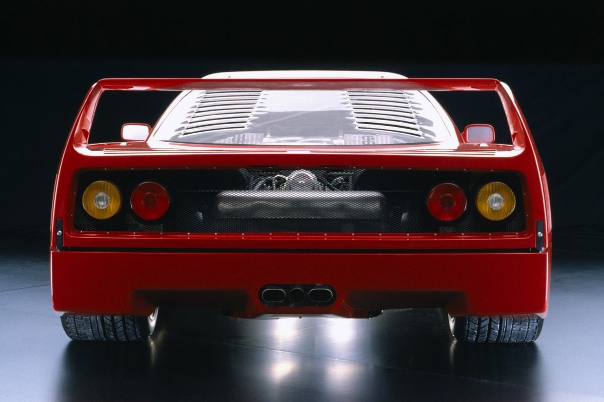 FERRARI F40