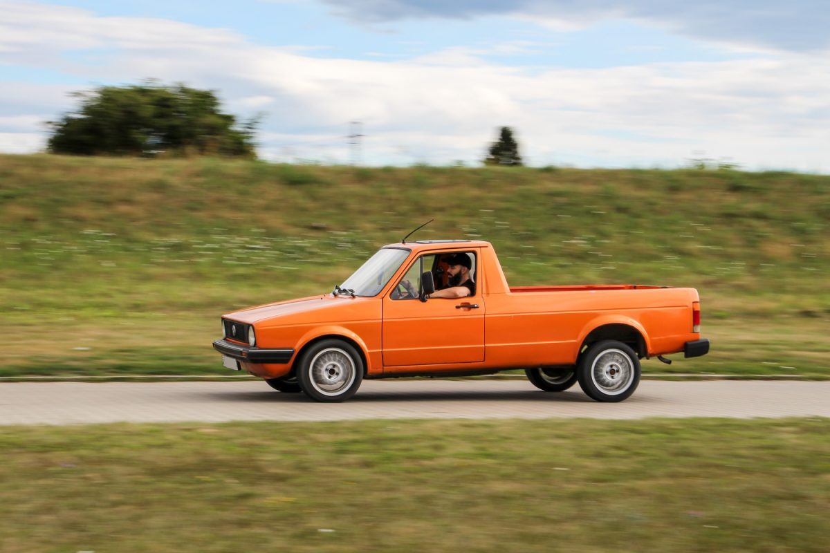 VOLKSWAGEN CADDY