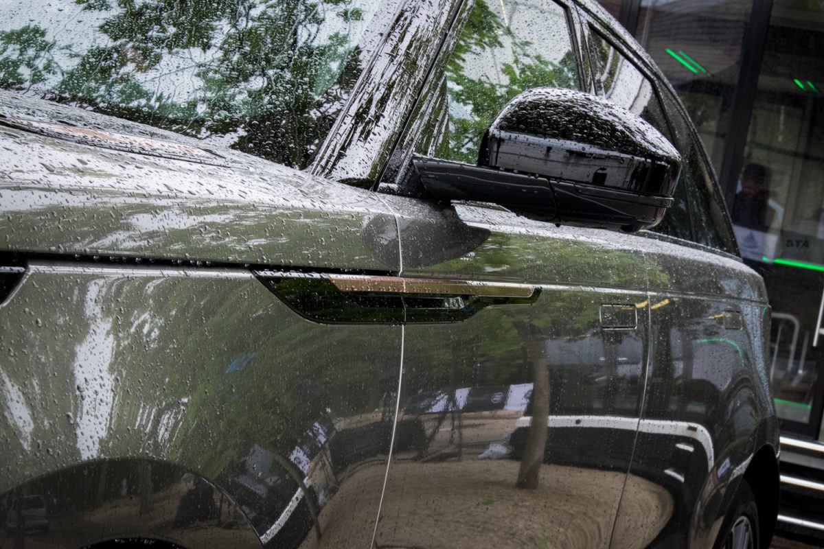 LAND ROVER RANGE ROVER VELAR