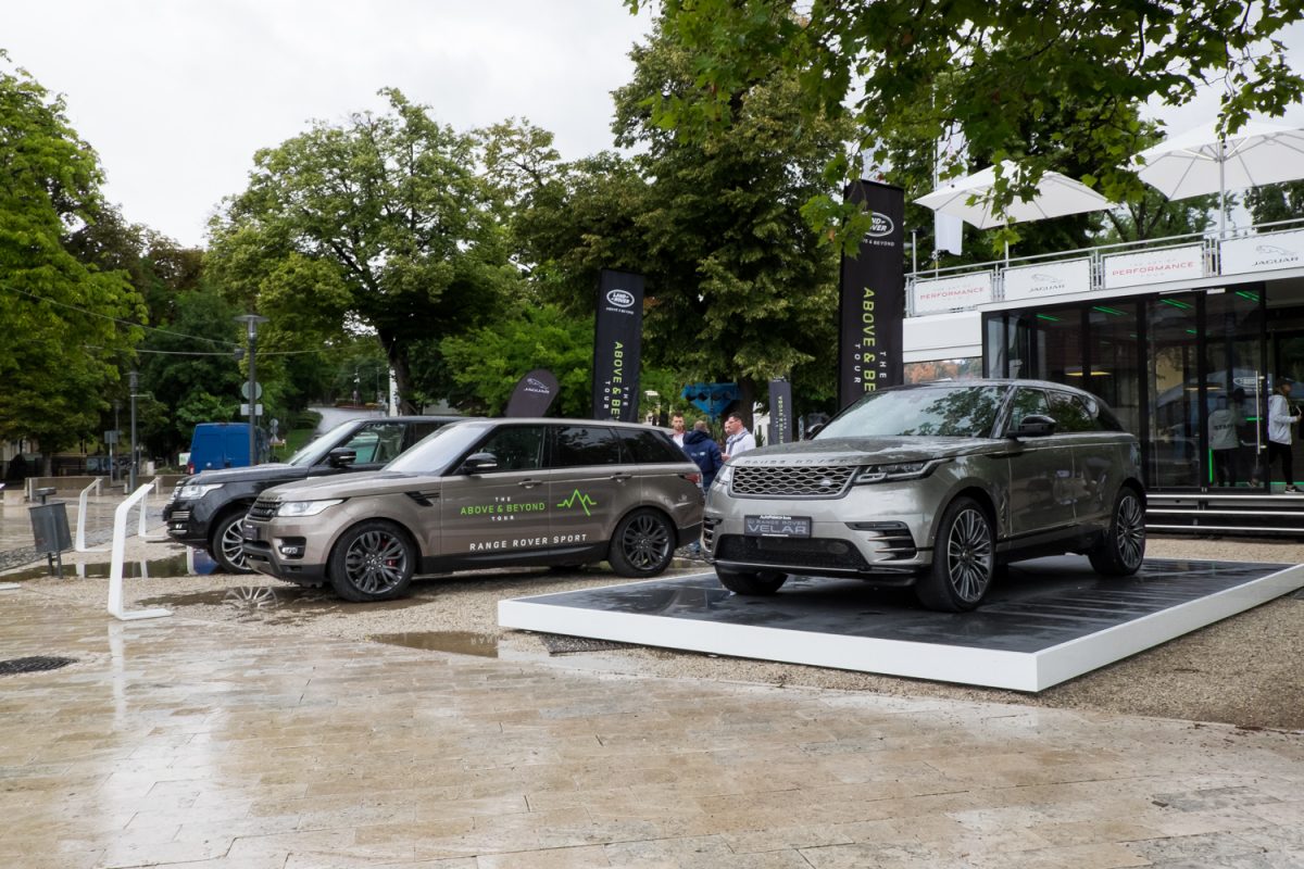 LAND ROVER RANGE ROVER VELAR