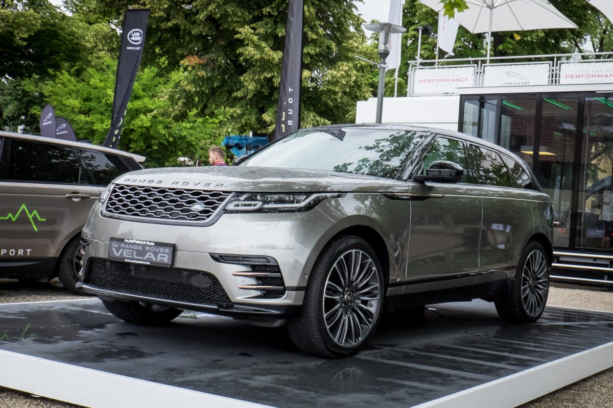 LAND ROVER RANGE ROVER VELAR