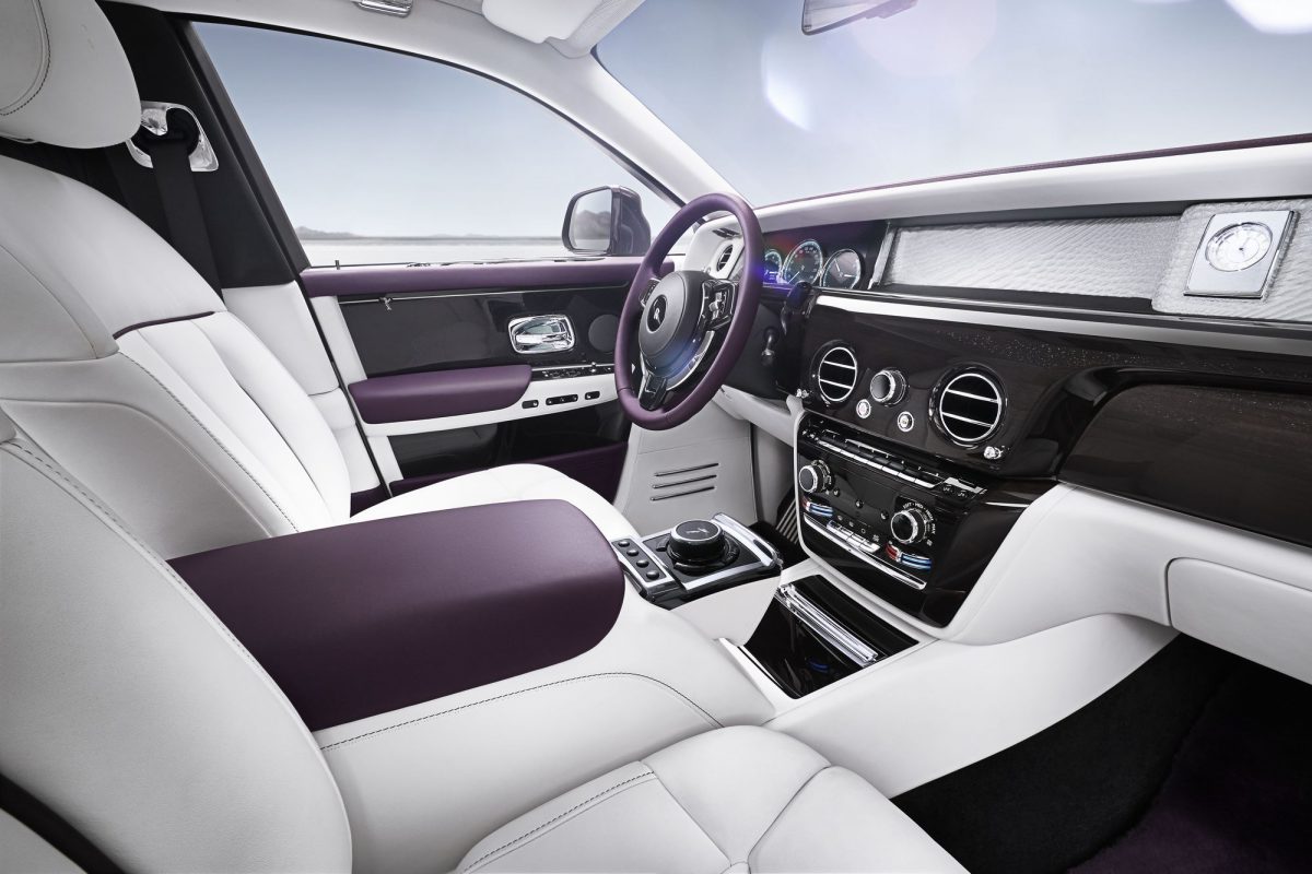 ROLLS-ROYCE PHANTOM