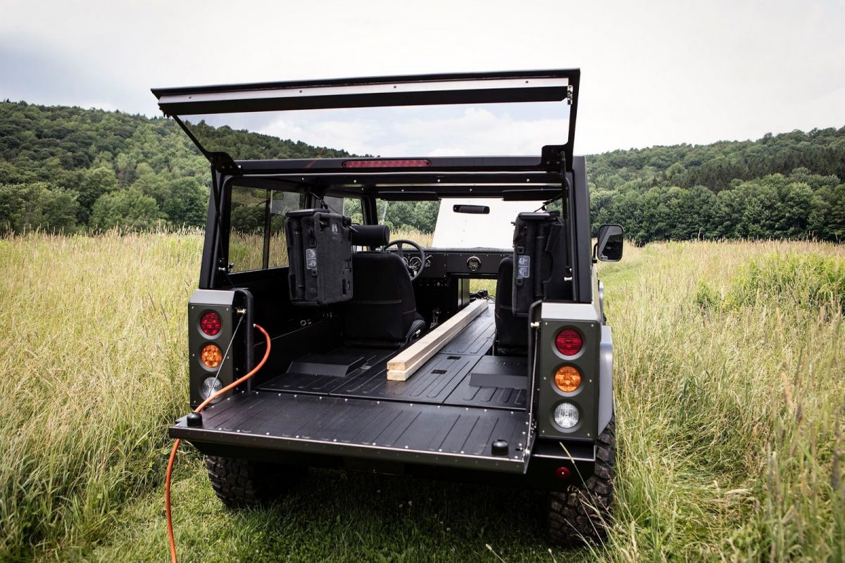 LAND ROVER